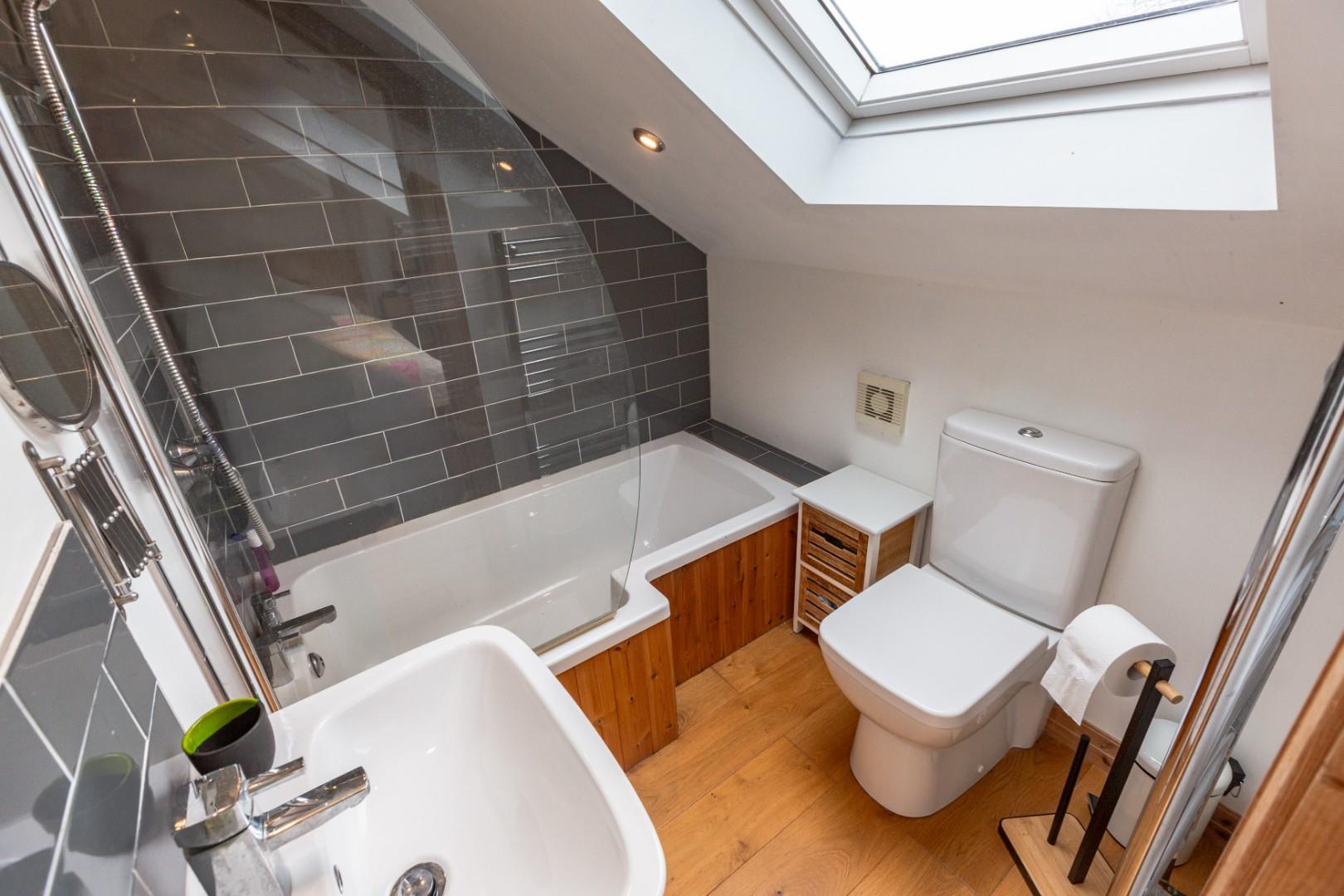 Green Close, Mayals, Swansea, SA3 5DW